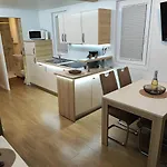 Sea Lux Floating House Ajda Portorož
