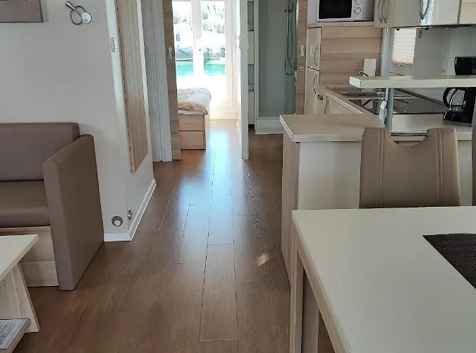 別荘 Sea Lux Floating House Ajda